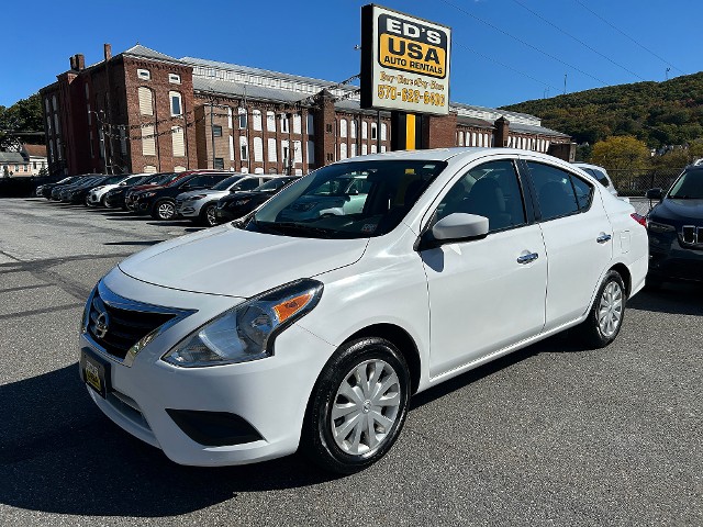 2019 Nissan Versa SV